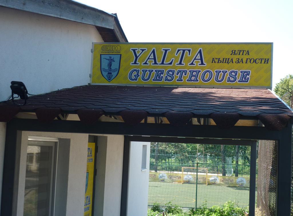 Yalta Guesthouse Ruse Eksteriør bilde